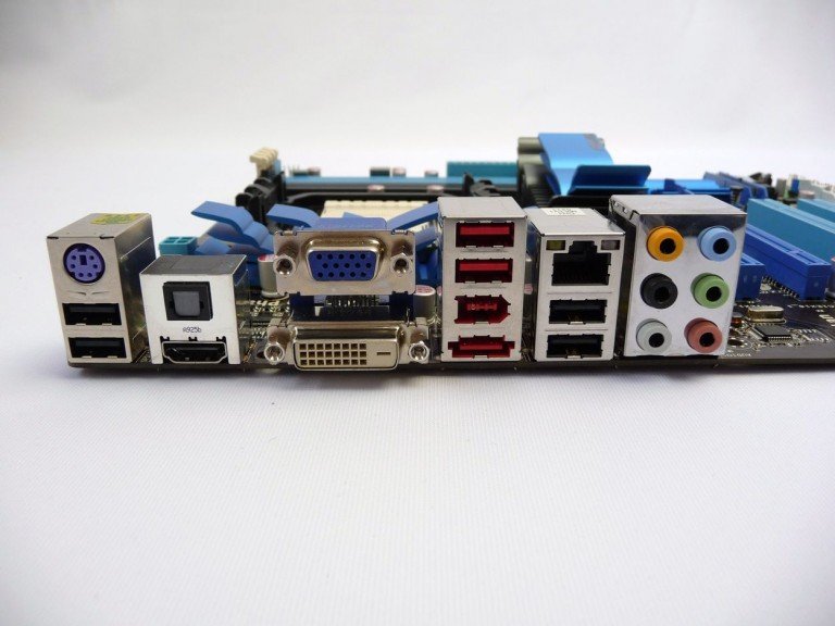 Asus Review: Asus M4A785TD-V EVO