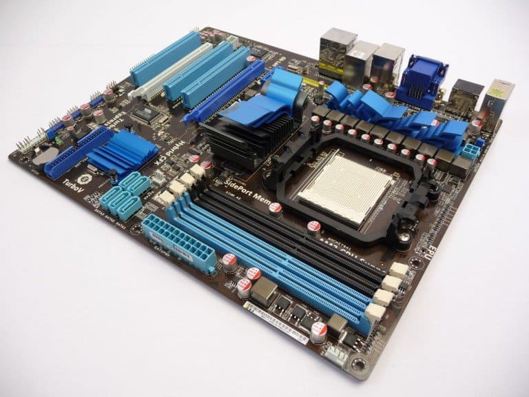 Asus Review: Asus M4A785TD-V EVO