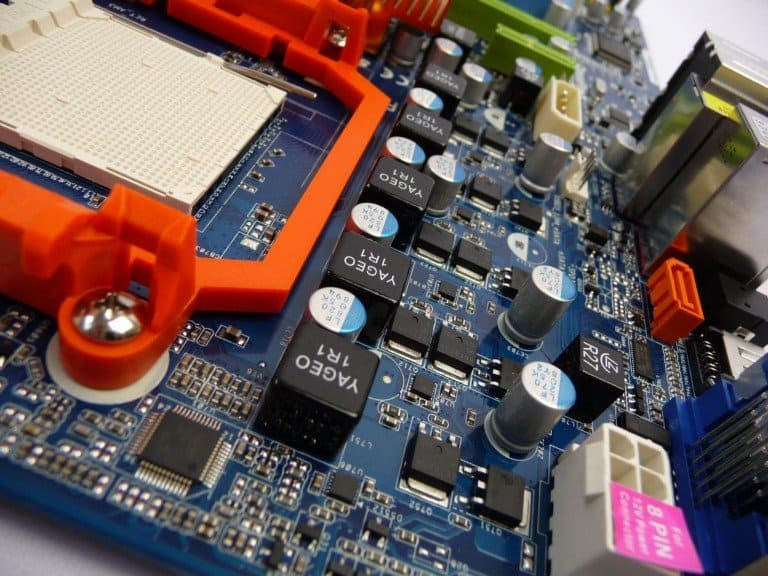 ASRock Review: ASRock M3A785GXH/128M