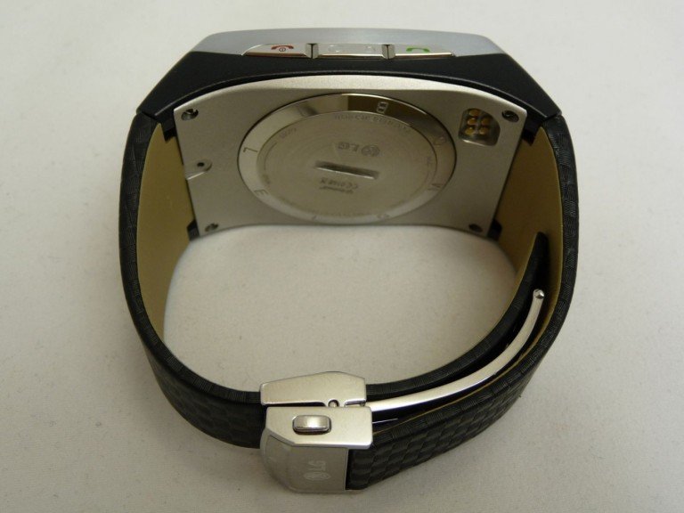 LG Review: LG Watchphone