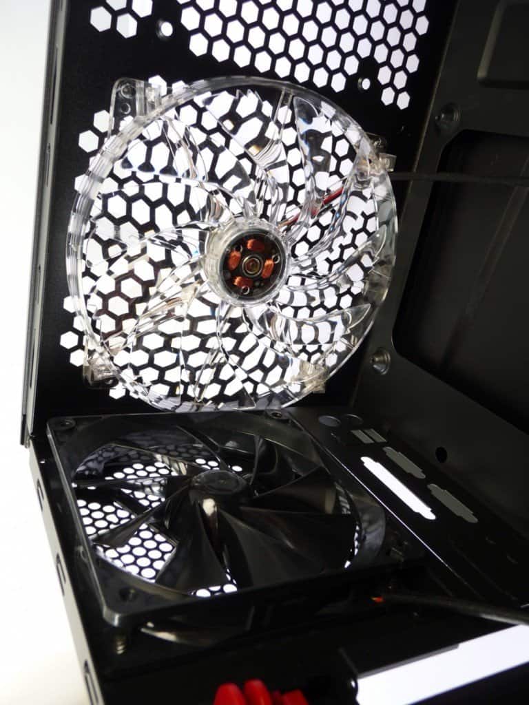 Thermaltake Review: Thermaltake V6 BlacX Edition