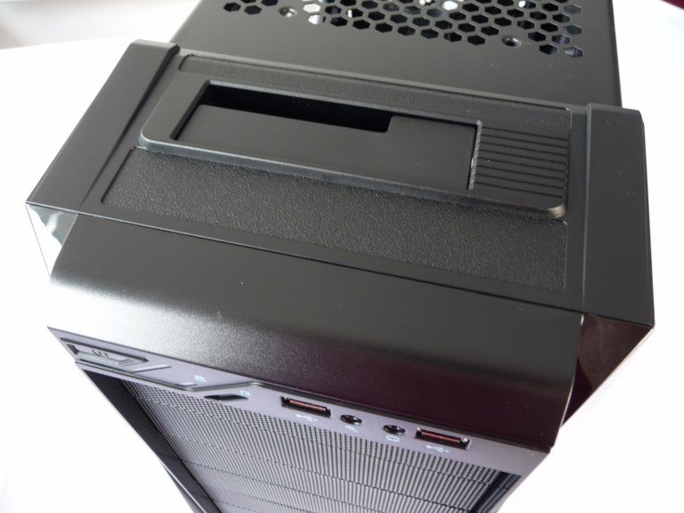Thermaltake Review: Thermaltake V6 BlacX Edition