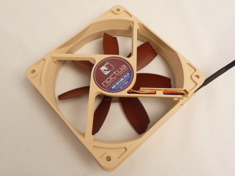 Noctua Review: Noctua NF-S12B FLX