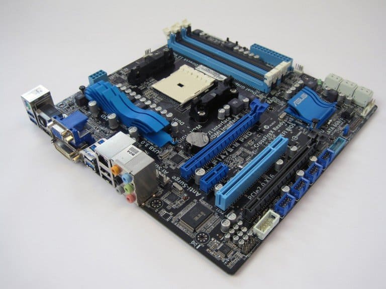 Review: Asus F1A75-M Pro