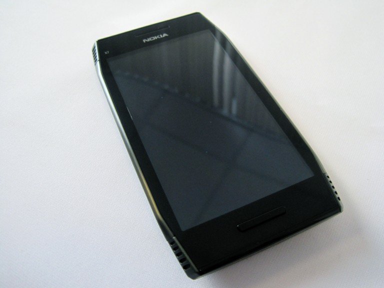 Nokia X7 Review: Nokia X7