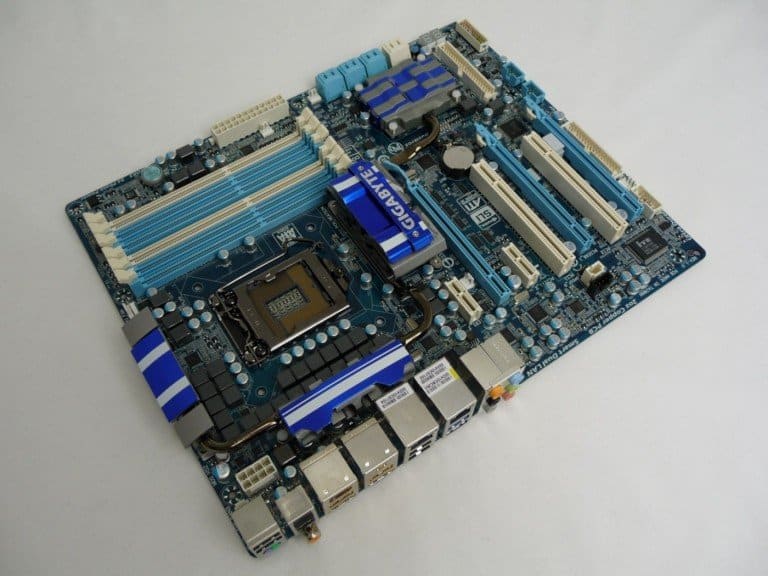 P55A-UD1600x1200 Review: Gigabyte P55A-UD6