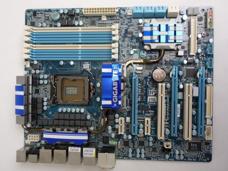 P55A-UD1600x1200 Review: Gigabyte P55A-UD6