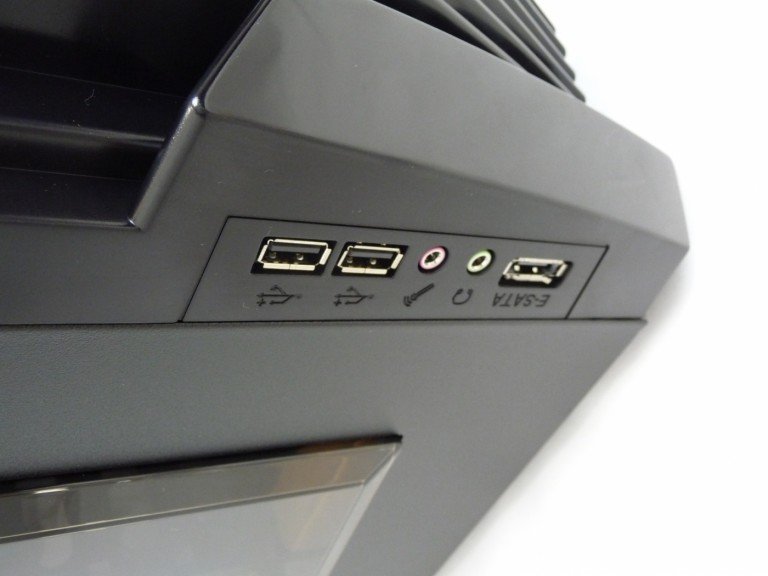 NZXT Review: NZXT Lexa S